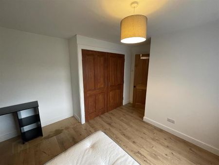 40 Rossnareen Avenue, Belfast, BT11 8LP - Photo 5
