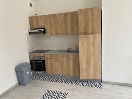 Location Appartement 2 pièces 42m² ANGOULEME 16000 - Photo 5