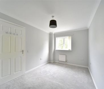 2 bedroom semi-detached house to rent - Photo 4