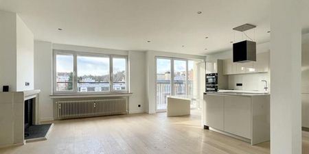 Penthouse te huur in Elsene voor € 1.800 met 2 slaapkamers - Photo 3