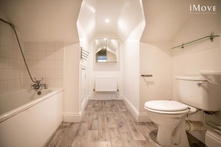 3 bedroom flat to rent - Photo 5