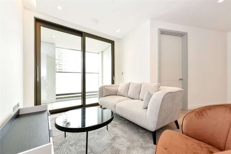 This stunning and ultra modern two bedroom two bathroom apartment set in an exclusive development. - Photo 2