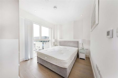 A luxury one bedroom, one bathroom apartment - Photo 3