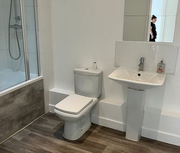 2 Bed Flat, Kirk Beston Close, LS11 - Photo 6