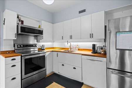 For Lease - 10 Clarence Street Unit# 5, Lower Town - Sandy Hill, Ontario - Photo 2