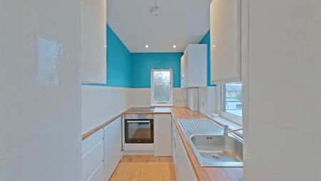 2 bedroom flat to rent - Photo 4