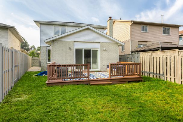 For Lease - 61 Mistywood Drive Unit# UPPER, Hamilton, Ontario - Photo 1