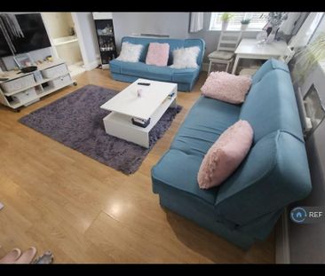 Studio to rent - Photo 6