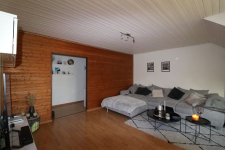 *HERRLICHE 2-ZIMMER-PERLE MIT BALKON* 2. Etage, in ruhiger Lage von Duisburg-Röttgersbach - Photo 4