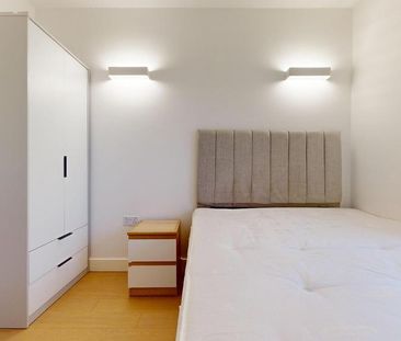 Studio to rent - Photo 5