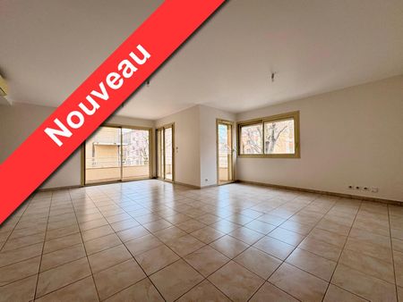 Location Appartement 3 pièces 87m² AUBENAS 07200 - Photo 2
