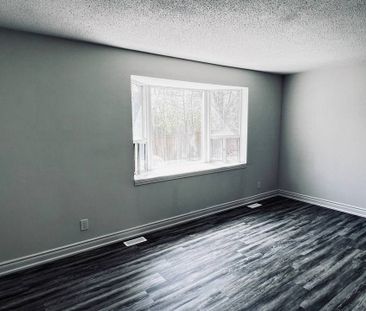 For Lease - 82 sanford Street Unit# Unit A, Barrie, Ontario - Photo 1