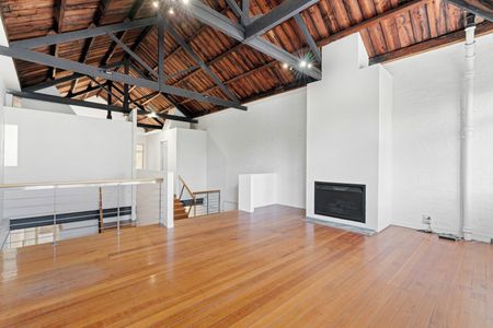Rare Warehouse Conversion with Vaulted Ceilings - Photo 5