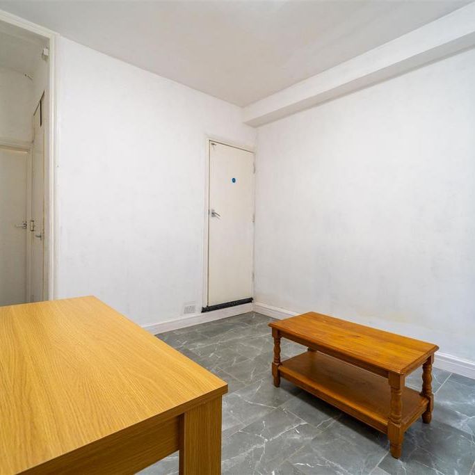 4 bedroom house to rent - Photo 1