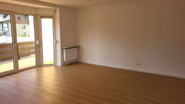 Renovierte 3 Zimmerwohnung mit schicker Einbauküche in zentraler Lage in Welschneudorf! - Foto 1