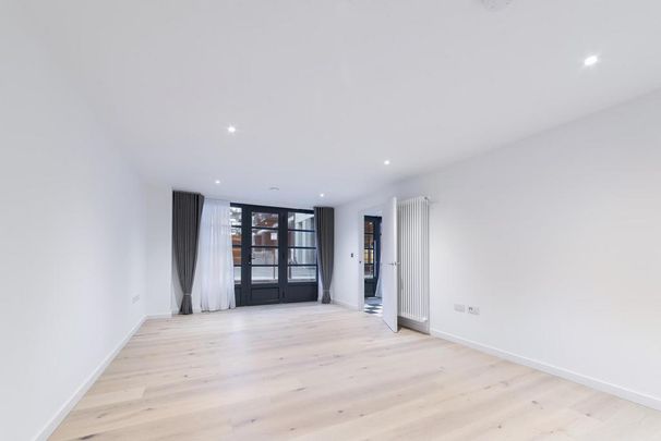 4 bedroom townhouse to rent - Photo 1