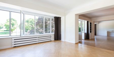 Appartement te huur in Brussel voor € 3.600 met 4 slaapkamers - Photo 3