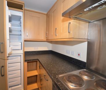 Monticello Way, Bannerbrook Park, Coventry, CV4 9WA - Photo 6