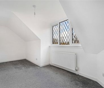 Pine Cottage is a detached family home in Chalfont St Giles, with a... - Photo 1