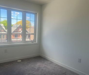 For Lease - 19 Frank Lloyd Wright Street, Whitby, Ontario - Photo 4