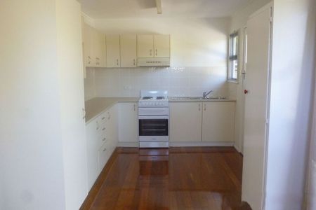 3 bedroom gem in Tarragindi - Photo 4