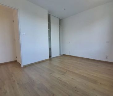 Location appartement 4 pièces - 76m² à Fougeres (35300) - Photo 4