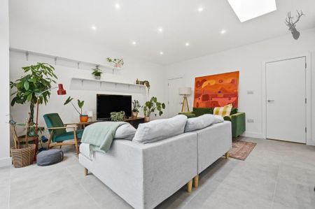 4 bedroom house to rent - Photo 3