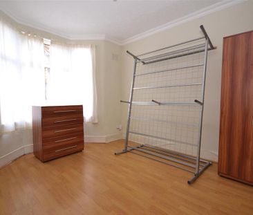 4 bedroom terraced house to rent - Photo 2