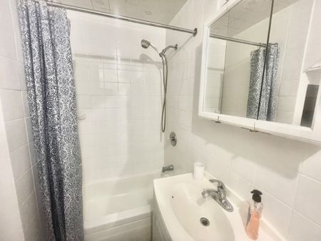 For Lease - 886 Danforth Road, Toronto, Ontario - Photo 5