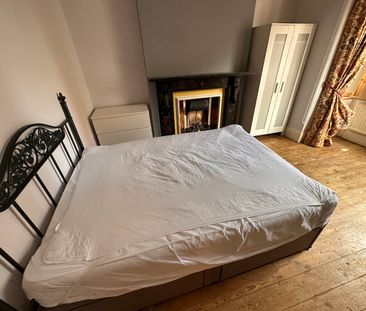8 bedroom house - Photo 4