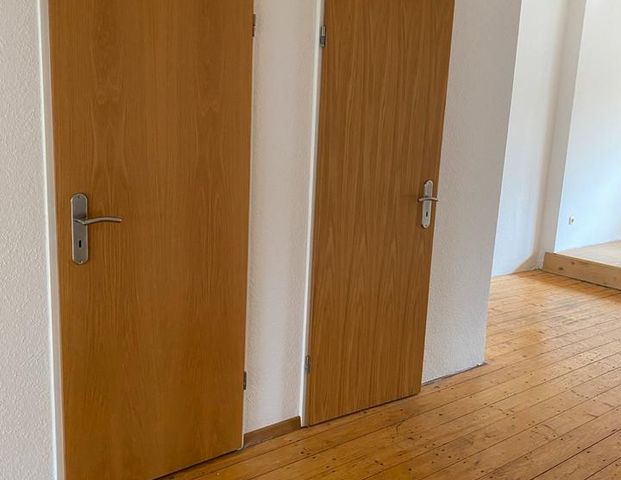 Düren 1.OG: 2Zimmer,Küche,Diele,Bad,Gäste WC,Balkon für 2 Person - Foto 1