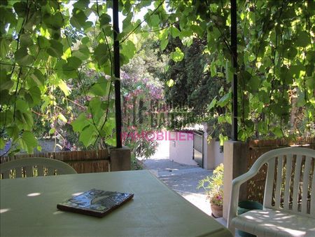 A LOUER - MAISON BEAUMES DE VENISE - 5 pièces 101.11m² - Photo 4