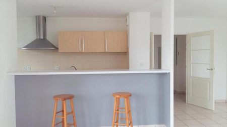 Location Appartement 3 pièces 69m² ST CYR SUR LOIRE 37540 - Photo 4