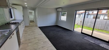 Beachlands, 3 Bedroom - Photo 5