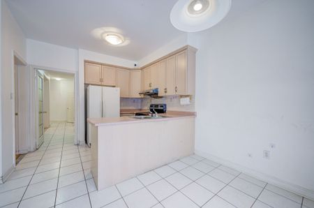 For Lease - 7 Whistler Court, Markham, Ontario - Photo 2