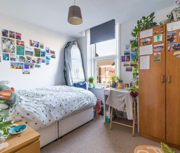 6 bedroom semi-detached house to rent - Photo 3