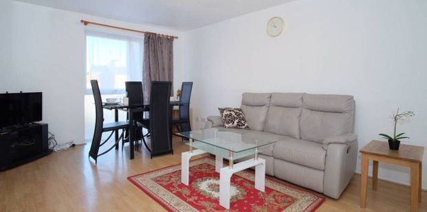 2 bedroom flat for rent - Photo 1