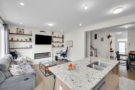 For Lease - 1076 Curraglass Walk, Stittsville - Munster - Richmond, Ontario - Photo 5