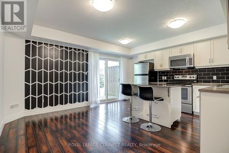 #5B - 1180 Countrystone Drive – Kitchener, Ontario - Photo 5