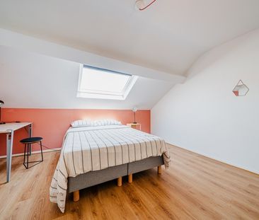 Room at Rue Charles Quint 55 - Photo 2