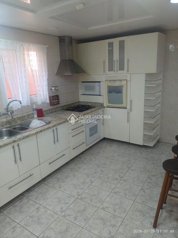 Casa com 3 quartos e 212m² para alugar em Igara, Canoas. - Foto 3