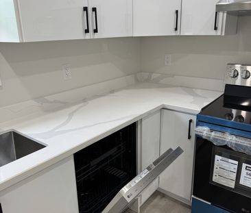 For Lease - 101 Minerva Avenue Unit# Unit 1- Front Upper, Toronto, ... - Photo 6