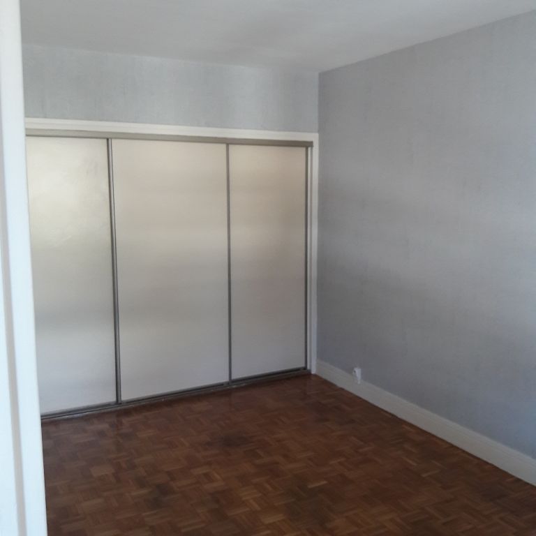 T2 de 41 m² - 18 rue de la charme Châtillon-sur-Seine - Photo 1