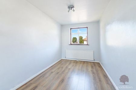 4 bedroom detached house to rent - Photo 4