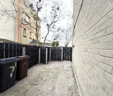 7a Craignish Crescent, Dundonald, Belfast, BT16 2NP - Photo 2