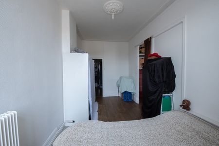 Location Appartement 2 pièces 45m² - Photo 2