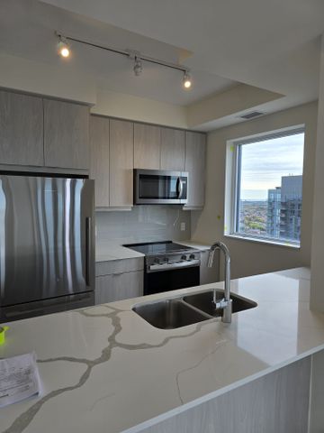 For Lease - 15 Watergarden Drive Unit# 2106, Mississauga, Ontario - Photo 5