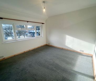 Ridgehurst Avenue - Photo 3