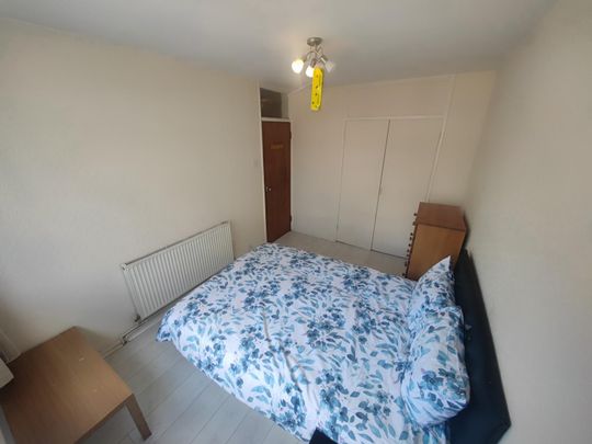 RM4 Carron Close | Poplar | London | E14 6NN - Photo 1