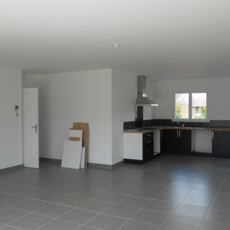 Maison de plain pied T5 - CAYRIECH - Photo 1